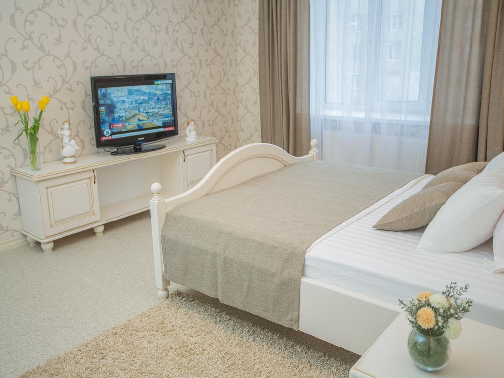 Luxury Apartments With Jacuzzi Sumy Room photo