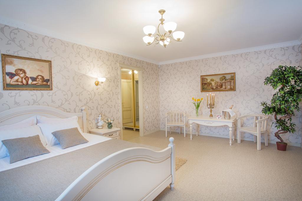 Luxury Apartments With Jacuzzi Sumy Exterior photo